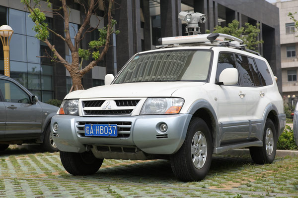  車輛無線視頻監(jiān)控系統(tǒng)是土星電子有限公司用云臺攝像機(jī)和GPS定位功能所配合的4G車載無線視頻監(jiān)控品牌，成功案例包括：廣州市公安局警車，東莞市公安局警車項(xiàng)目，深圳市公安局警車項(xiàng)目,中山市公安局執(zhí)法車項(xiàng)目,珠海市環(huán)衛(wèi)車無線視頻監(jiān)控項(xiàng)目。